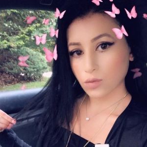 Meet your Posher, Arielle